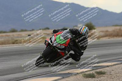 media/Sep-21-2025-Race Pace (Sun) [[98bf33ef95]]/Non Verified/3-Turn 15 Inside (9am)/